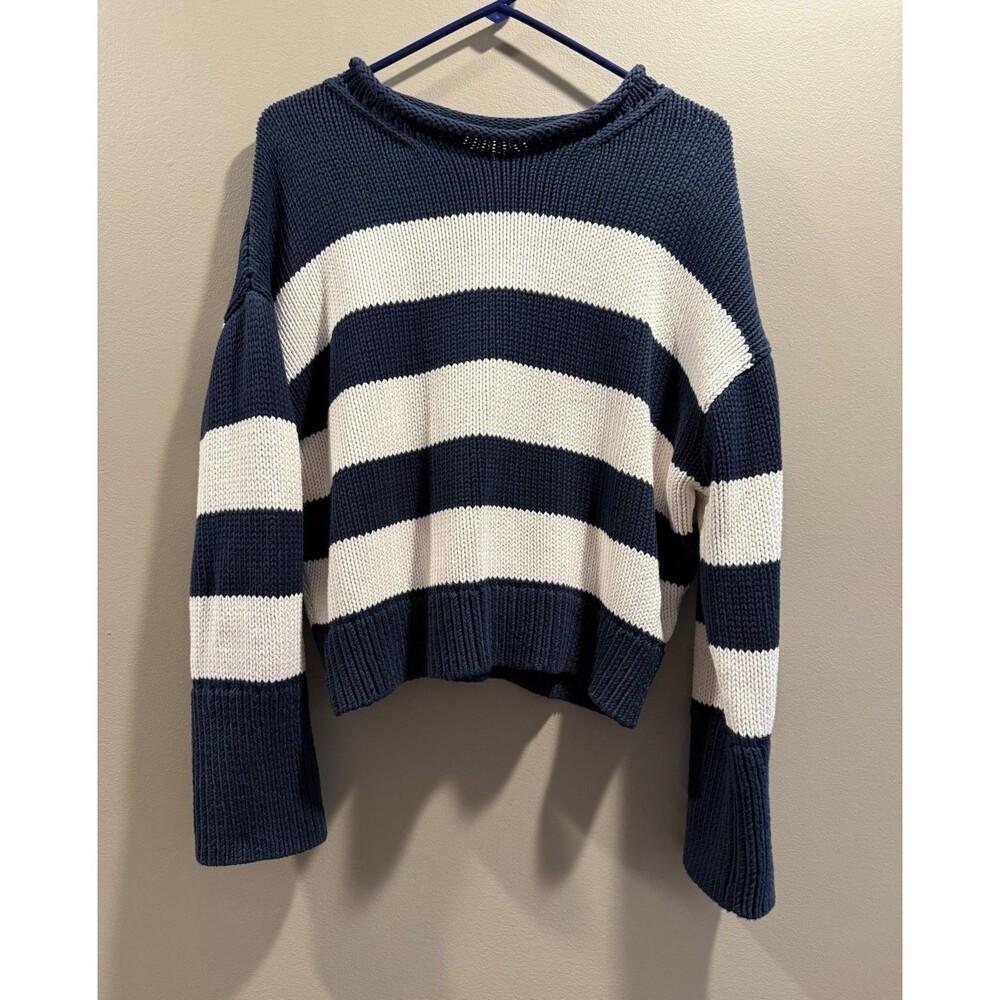 Banana Republic Women's Blue And White Striped Knit Sweater Size M